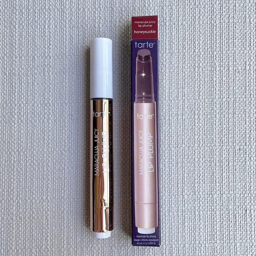 tarte Maracuja Juicy Lip Plumper in Honeysuckle- black cherry